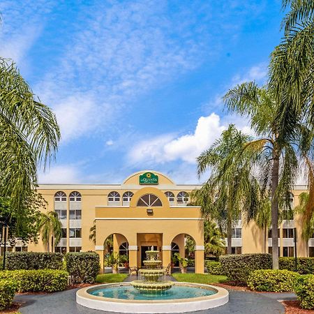 La Quinta By Wyndham Miami Lakes Eksteriør bilde